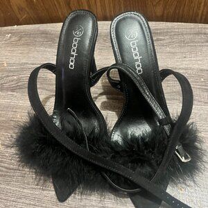 Wide Width Feather Detail 2 Part Heels